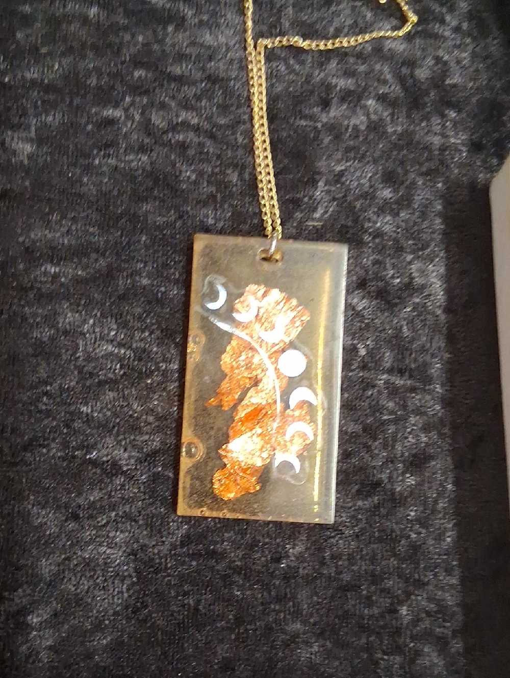 Gold Leaf Floral Resin Pendant Necklace - Gold